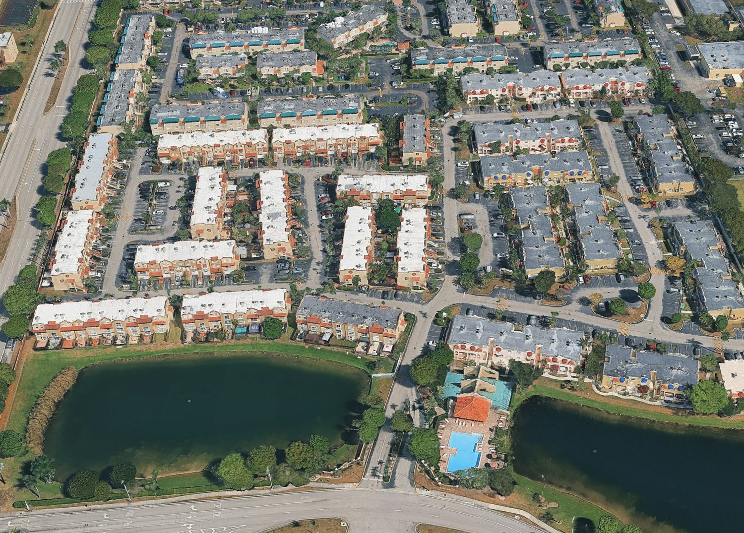 Aerial view of Coral Lakes and its lakes